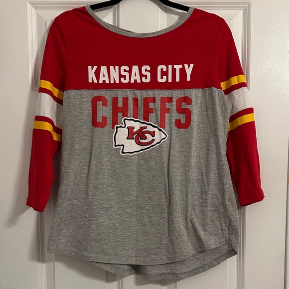 Nfl Apparel Tops - Kansas City Chiefs Red and Gray 3/4 Long Sleeve Shirt